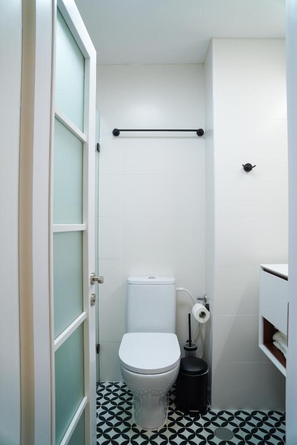 Beachfront Boutique Apartment Herzliya Ngoại thất bức ảnh