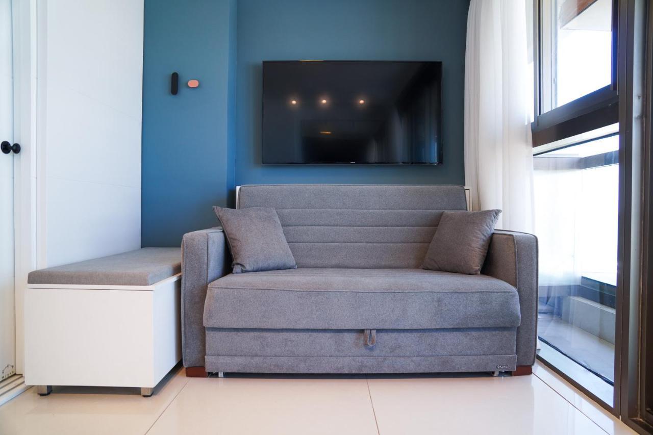 Beachfront Boutique Apartment Herzliya Ngoại thất bức ảnh